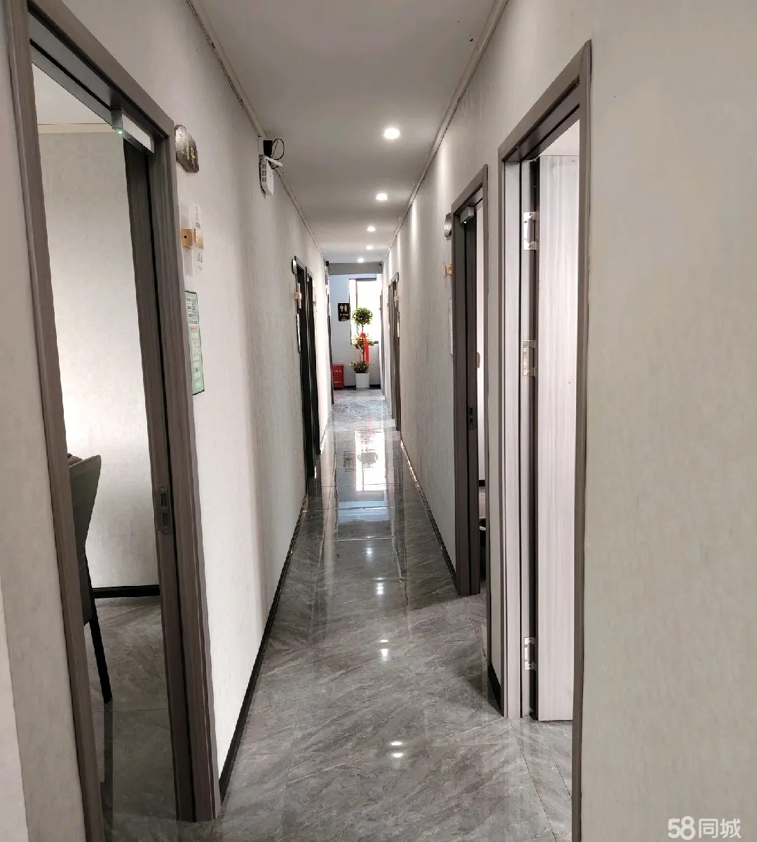 (转让)24小时自助棋牌室及手机店转让